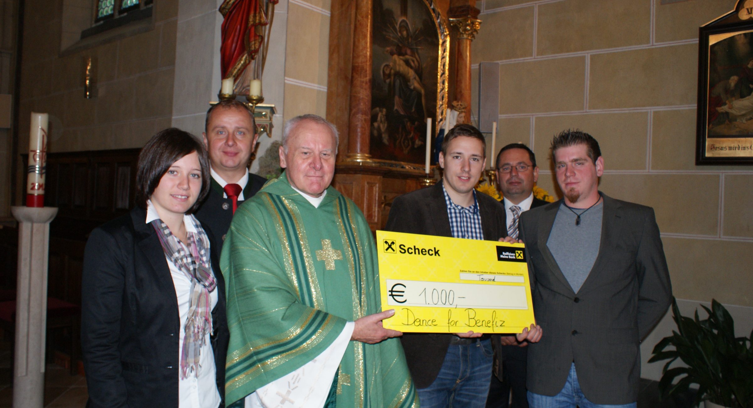 1.000 Euro an die Pfarrkirche Raxendorf